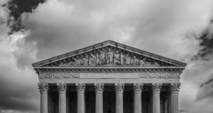 La ‘Ley Cloud’: el control disfrazado de modernización digital